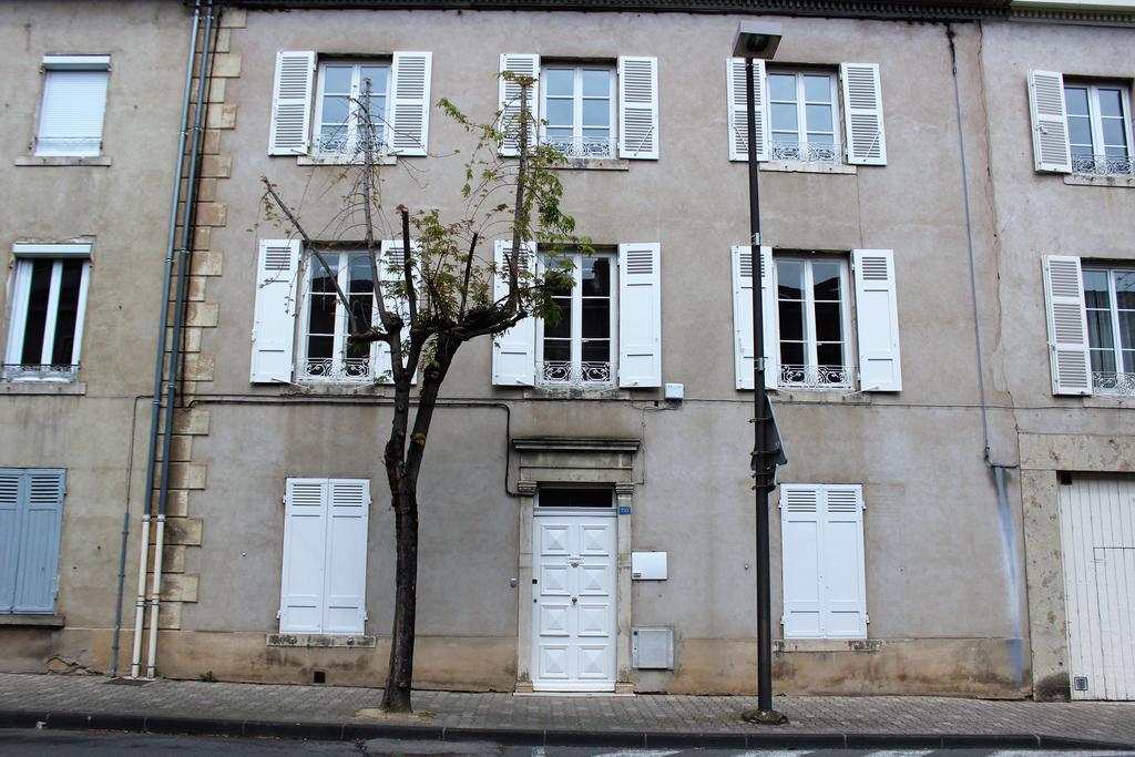 De La Chambre Au Jardin Belleville-en-Beaujolais Εξωτερικό φωτογραφία