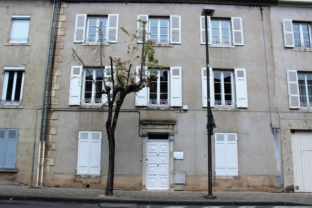 De La Chambre Au Jardin Ξενοδοχείο Belleville-en-Beaujolais Εξωτερικό φωτογραφία